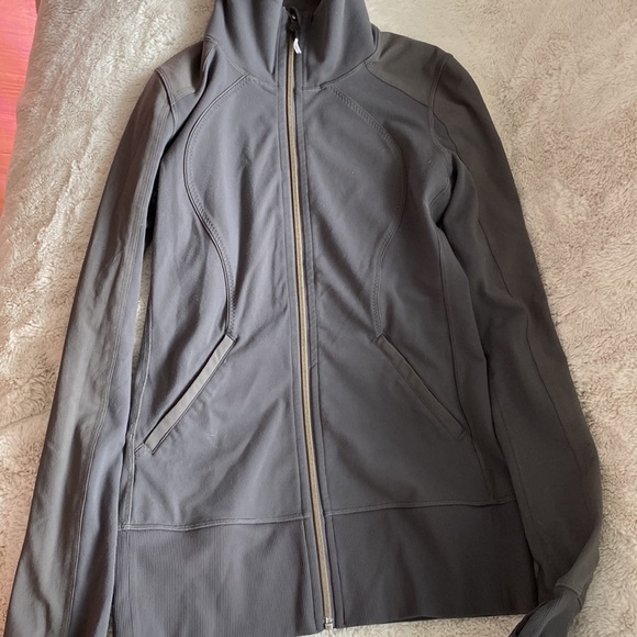 Lulu lemon Work out gear - Picture 2 of 5